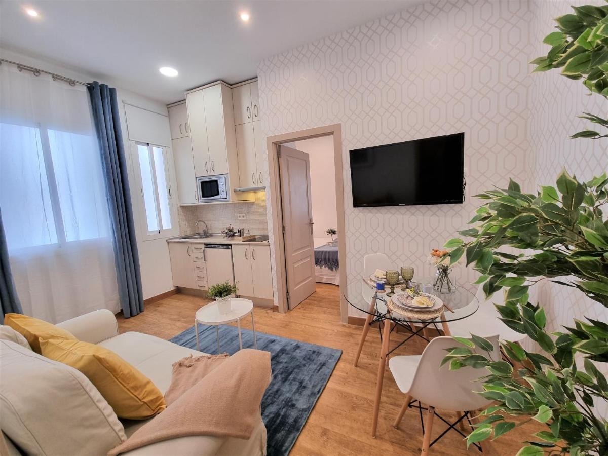 Apartamentos San Andres マドリード エクステリア 写真