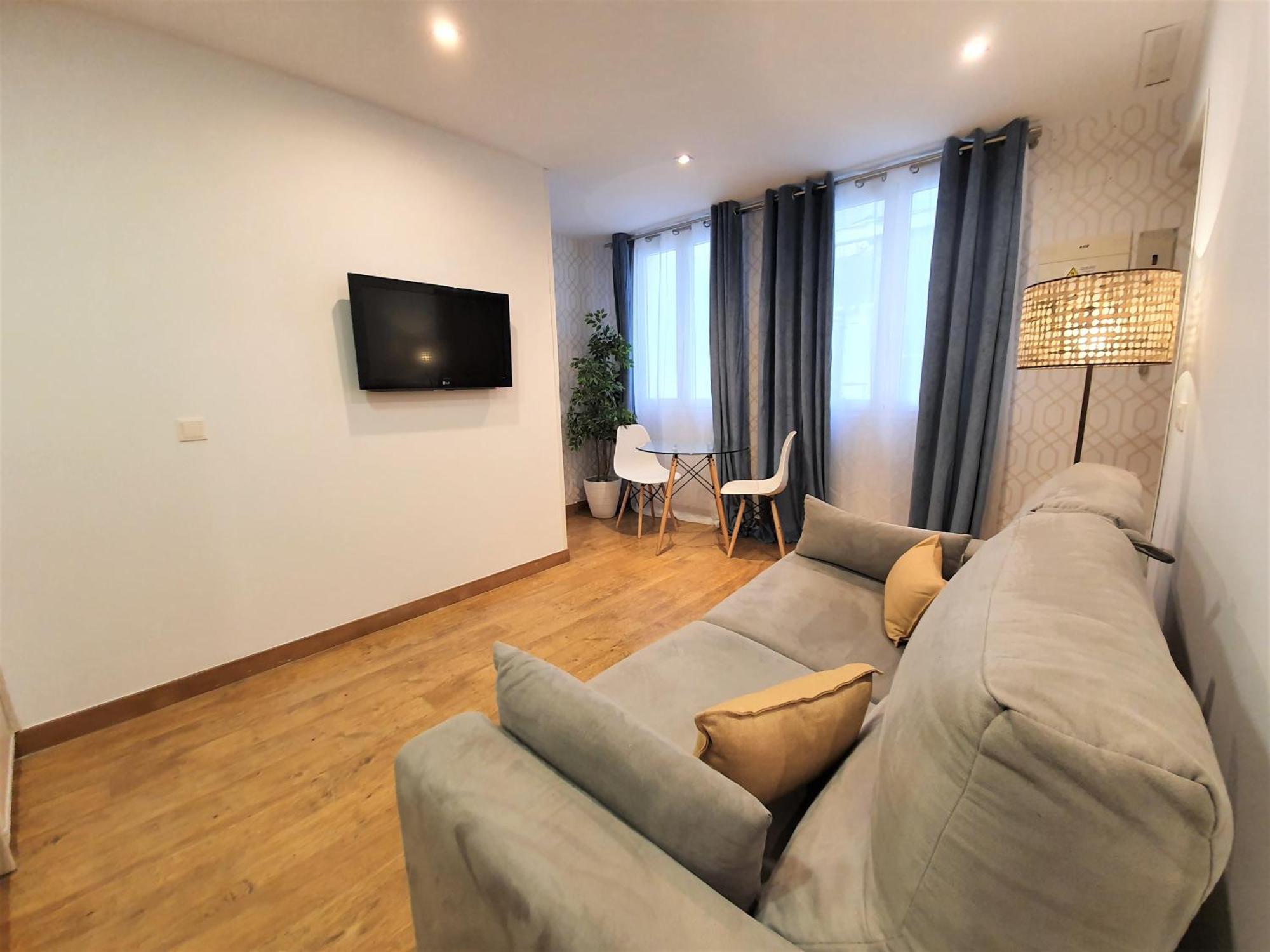 Apartamentos San Andres マドリード エクステリア 写真